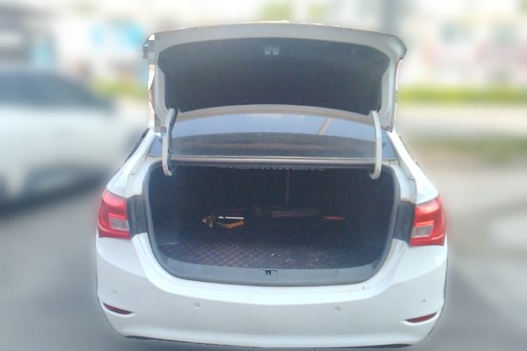 Used Buick GT 2015 15N Manual Luxury Version Trunk