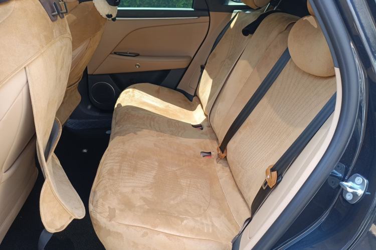 Used ARCFOX Alpha T5 2025 520 PRO Left Rear Seat