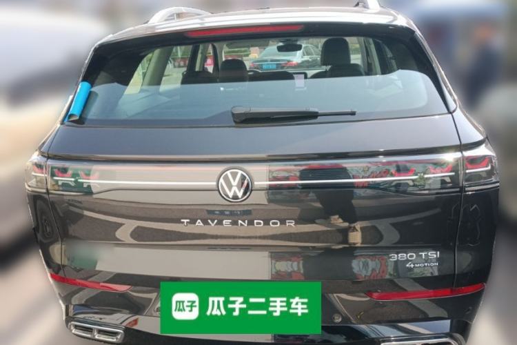 Used Volkswagen Tavendor 2024 380TSI All-Wheel-Drive R-Line Cruise Premium Edition Rear