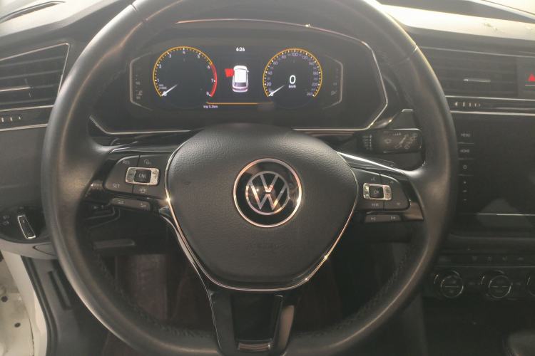 Used Volkswagen Tiguan L 2021 330TSI Automatic Two-Wheel Drive Smart Edition Steering Wheel