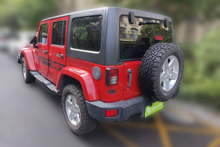 Used Jeep Wrangler 2014 3.0L Sahara Four-Door Edition