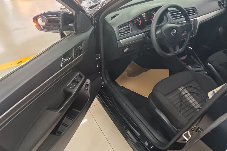 Used Volkswagen Lavida 2019 Lavida Start 1.5L Automatic Trendy Version China VI Standard
