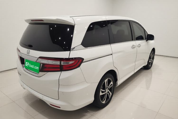 Used Honda Odyssey 2015 Updated Version 2.4L Smart Edition Exterior 5