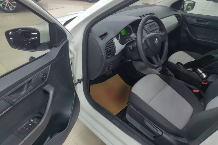 Used Skoda Fabia 2017 1.4L Automatic Car Enjoy Edition Driver Seat