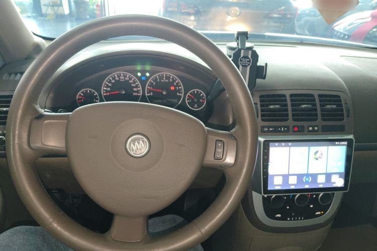 Used Buick GL8 2014 2.4L Classic Edition
