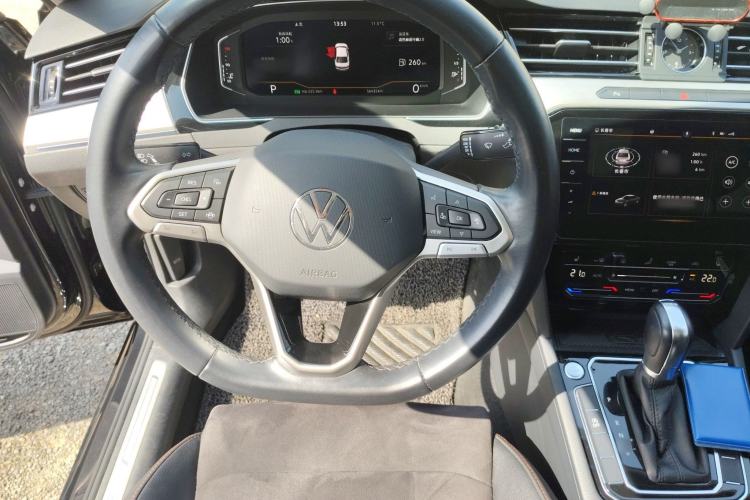 Used Volkswagen Magotan 2021 330TSI DSG 30th Anniversary Edition
