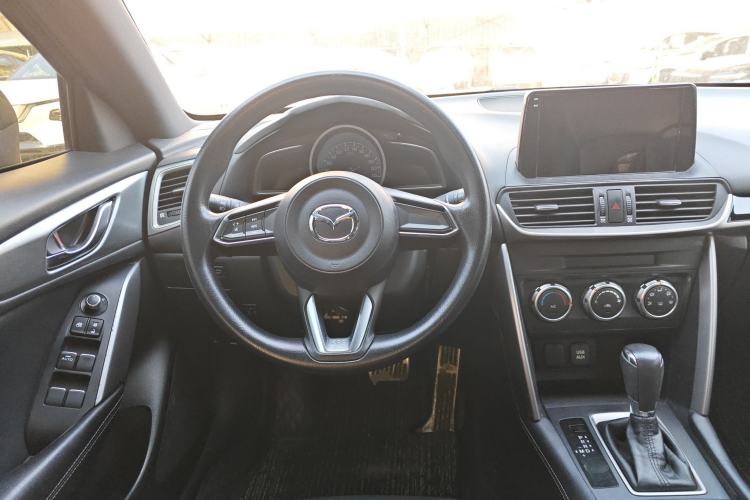 Used Mazda CX-4 2018 2.0L Automatic Two-Wheel Drive Blue Sky Dynamic Version China V Standard