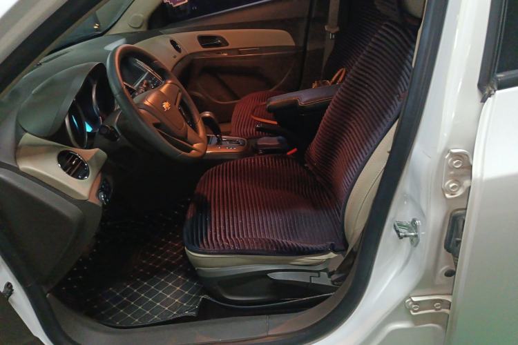 Used Chevrolet Cruze 2015 1.5L Classic SE AT Left Front Seat