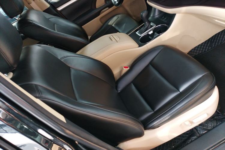 Used Toyota Highlander 2018 2.0T Two-Wheel Drive Elite Edition 7 Seats Emission Standard China V