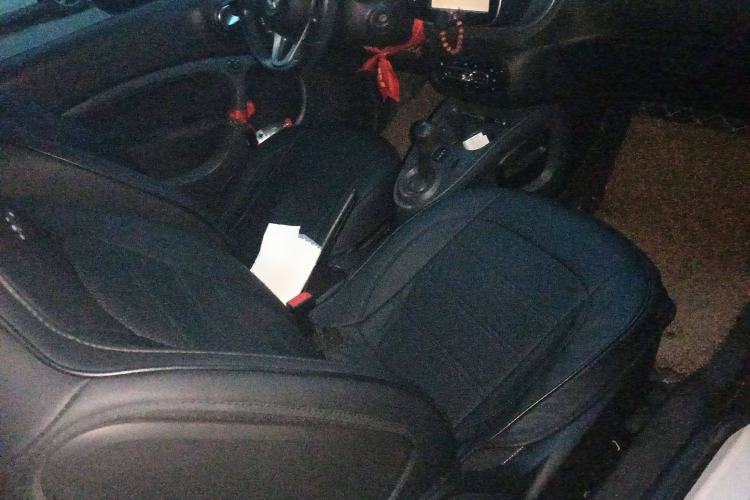 Used smart fortwo 2017 1.0L 52kW New Sound Special Edition China V Emission Standard
