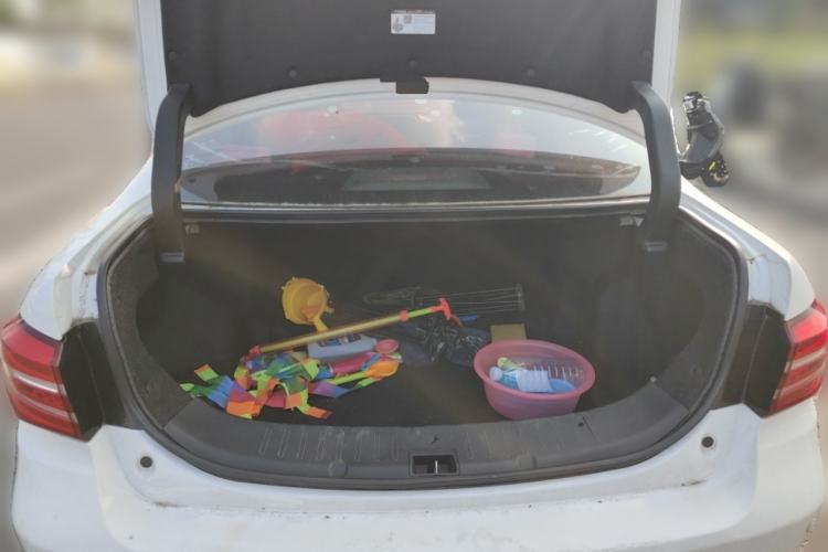 Used BYD Qin New Energy 2017 1.5T Luxury Model Trunk