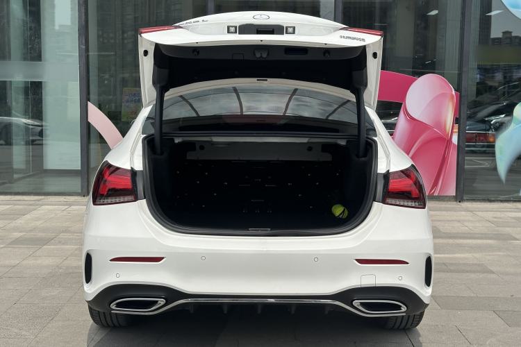 Used Mercedes-Benz A-Class 2022 Revised Version A 200 L Sport Sedan Fashionable Style Exterior 7