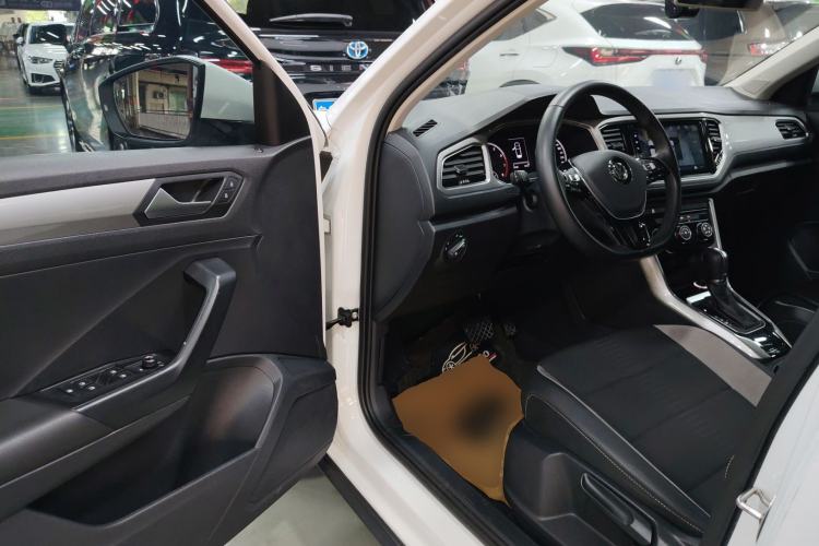 Used Volkswagen T-ROC 2020 230TSI DSG Two-Wheel Drive Advanced Version