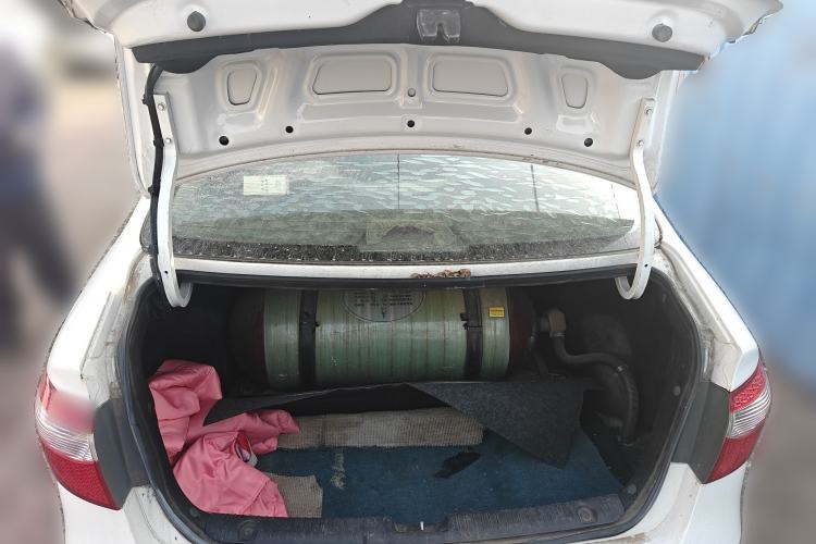 Used Kia K2 2012 Sedan 1.4L MT GLS Commemorative Edition