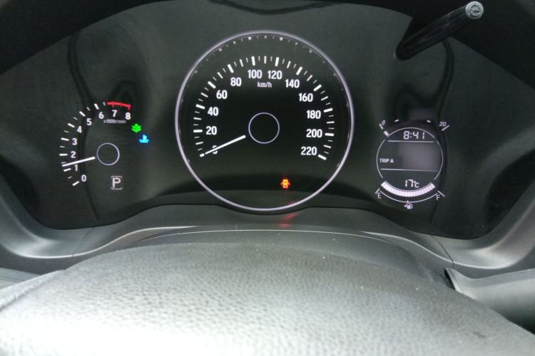 Used Honda Vezel 2017 1.8L CVT Front-Wheel Drive Pioneer Edition