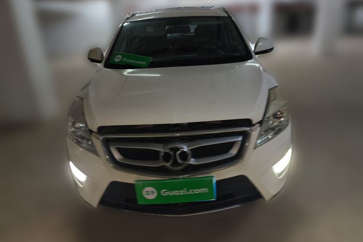 Used BAIC Senova X65 2015 2.0T Automatic Elite Model
