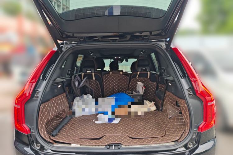 Used Volvo XC90 2021 B6 Zhiyi Luxury Edition 7-Seater Trunk