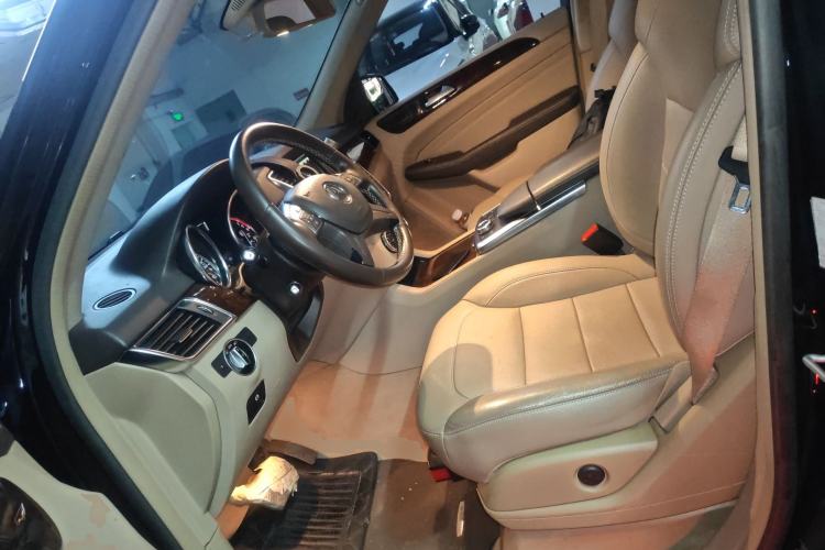 Used Mercedes-Benz M-Class 2014 ML 400 4MATIC Dynamic Model
