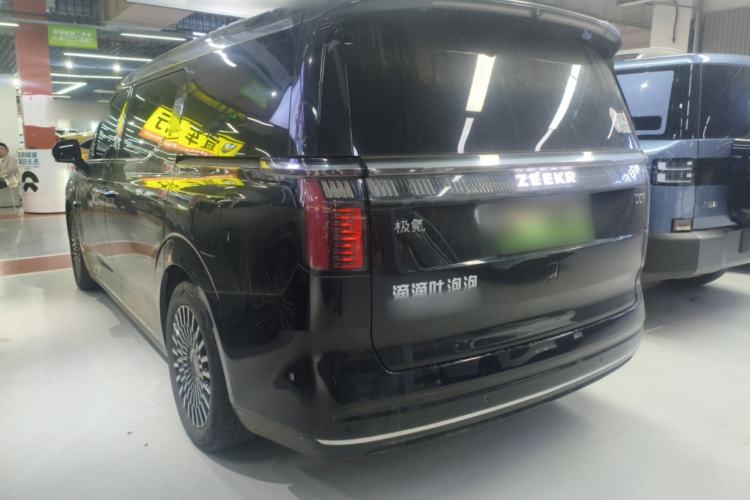 Used Zeekr 009 2024 7-Seater Walk-Through Version Four-Wheel Drive 108 kWh
