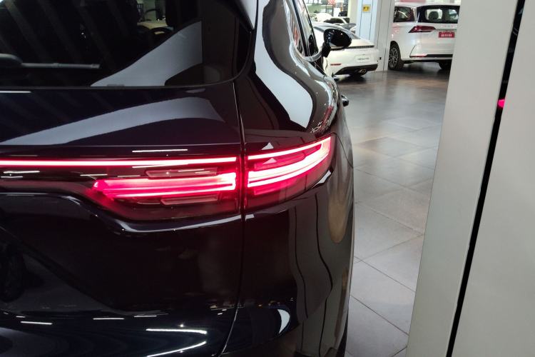 Used Porsche Cayenne E-Hybrid 2022 Cayenne E-Hybrid 2.0T Platinum Edition
