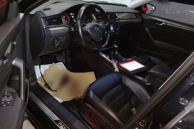 Used Volkswagen Passat 2017 330TSI DSG Luxury Edition