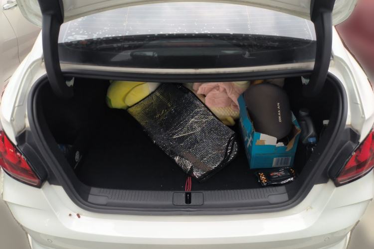 Used MG 5 2022 300TGI DCT Chao Yue Flagship Edition Trunk