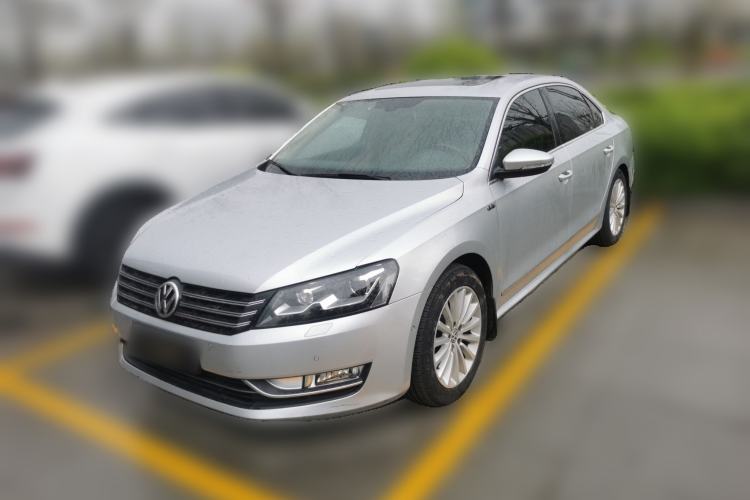 Used Volkswagen Passat 2014 3.0L V6 DSG Flagship Edition