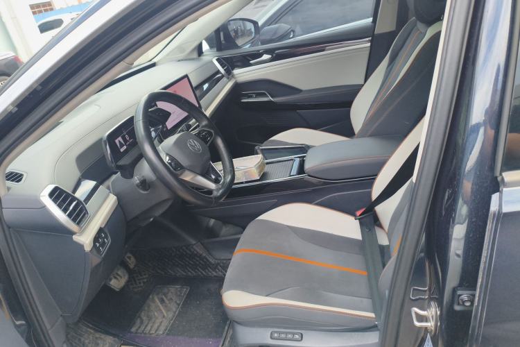 Used Volkswagen ID.6 CROZZ 2022 Long-Range PRO Edition Left Front Seat