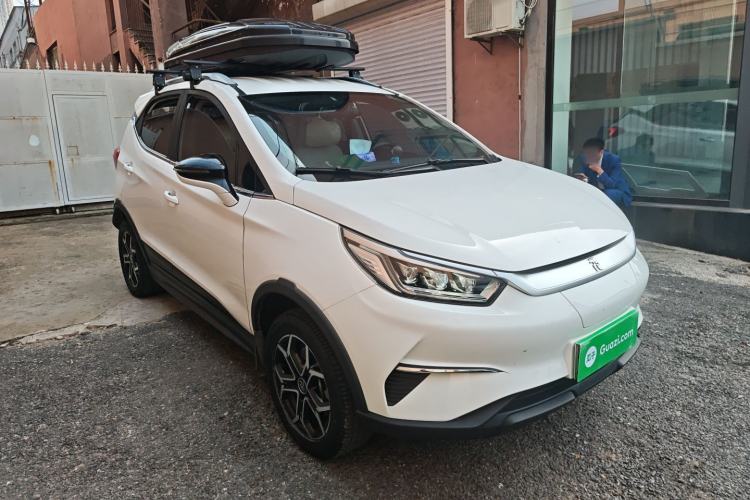 Used BYD Yuan Pro 2021 401 km Luxury Version Front Right 45 Deg