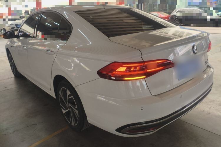 Used Volkswagen Bora 2023 300TSI DSG Prestige Edition
