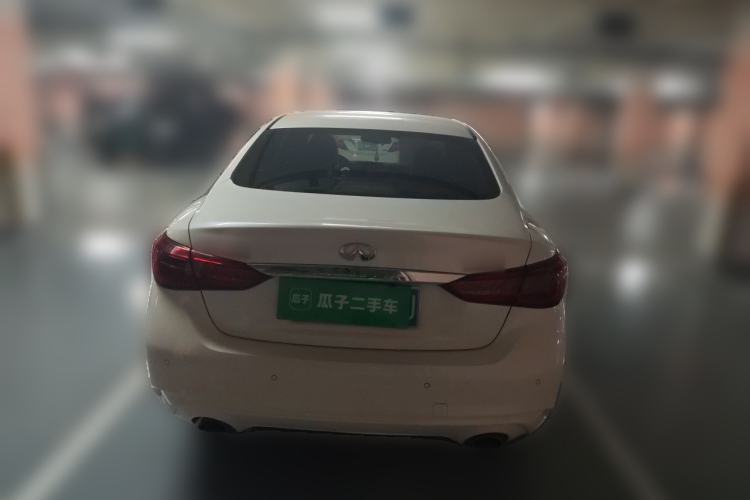 Used Infiniti Q50L 2018 2.0T Enjoyment Version China VI Standard
