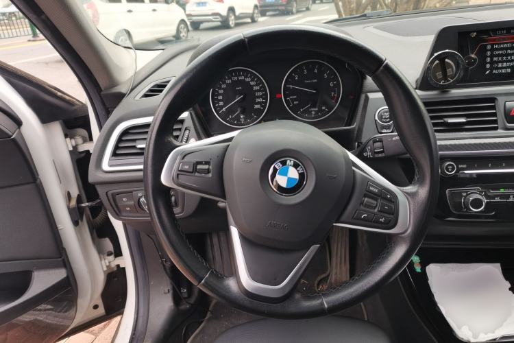 Used BMW 1 Series 2017 118i Sport Edition Steering Wheel