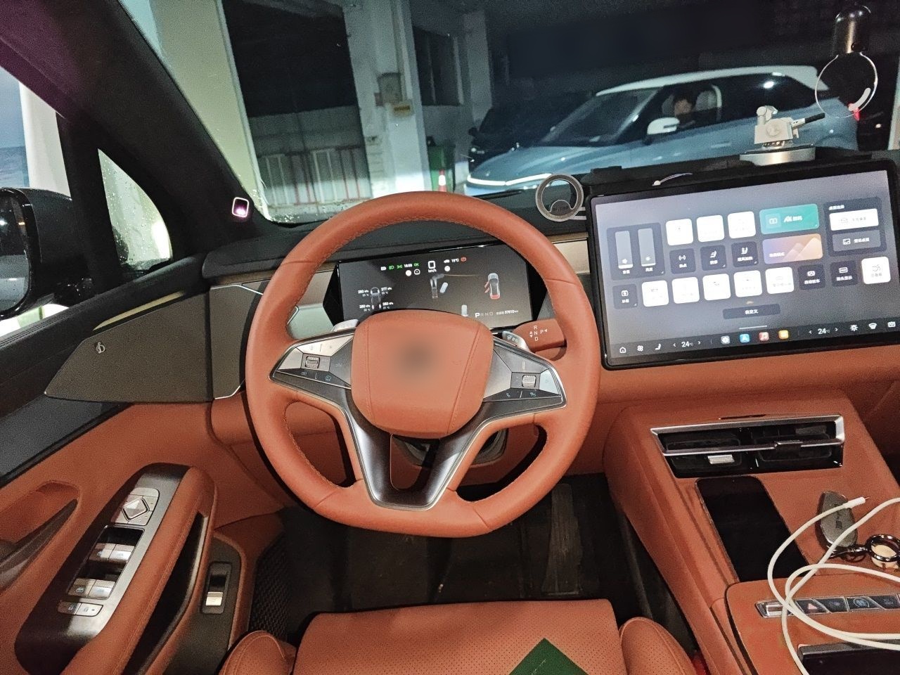 BYD Tang L 2025 DM 200KM Four-Wheel Drive LiDAR Flagship Model — снимка 10