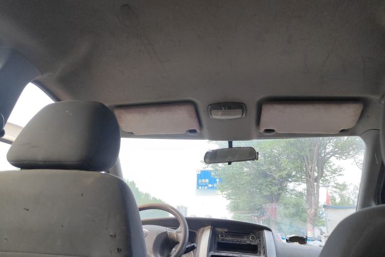 Used Dongfeng Shuaike 2011 1.6L Manual Comfort 7-Seater Headliner