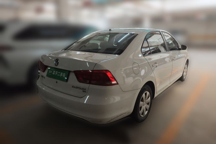 Used Volkswagen Santana 2015 1.6L Manual Fashion Edition
