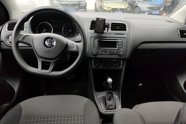 Used Volkswagen Polo 2014 1.6L Automatic Comfort Edition
