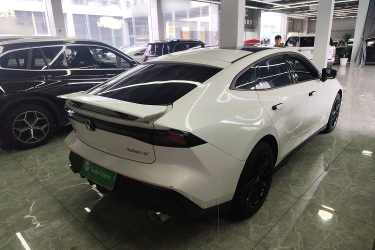 Used CHANGAN UNI-V 2023 1.5T Prestige Model Rear Right 45 Deg