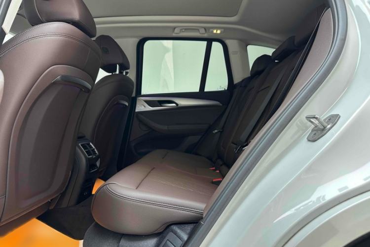 Used BMW iX3 2023 Leading Type
