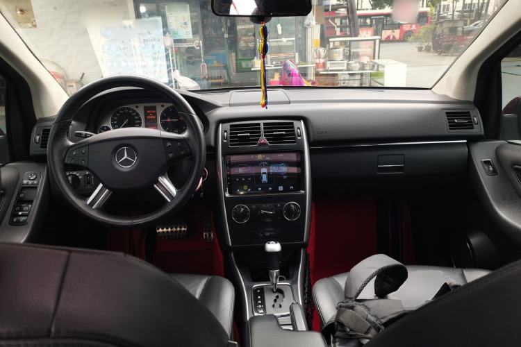 Used Mercedes-Benz B-Class 2009 B 200 Fashion Model Center Console