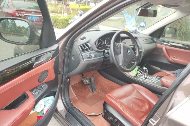 Used BMW X3 2013 Facelifted xDrive20i Luxury Edition Driver Seat