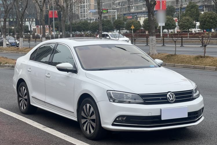 Used Volkswagen Sagitar 2018 1.6L Automatic Comfort Model
