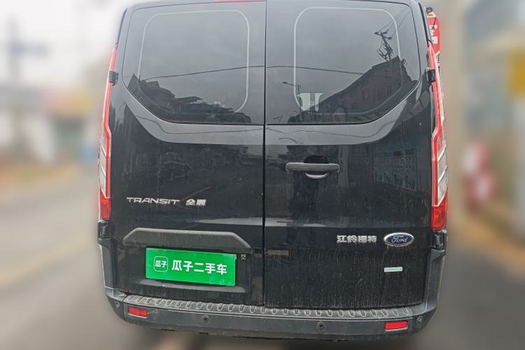 Used Ford Transit 2019 2.0T Gasoline Automatic Multi-Function Commercial Vehicle Short Wheelbase Low Roof 6-Seater China VI Standard

