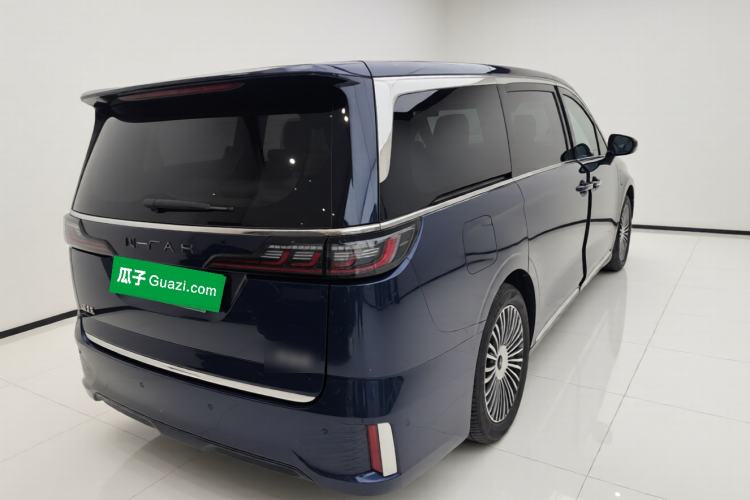 Used VOYAH Dream 2025 PHEV Four-Wheel-Drive Flagship Kunpeng Edition
