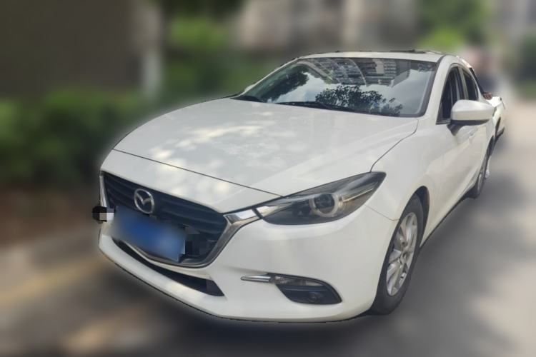 Used Mazda 3 Axela 2017 Sedan 1.5L Automatic Luxury Model China VI Standard