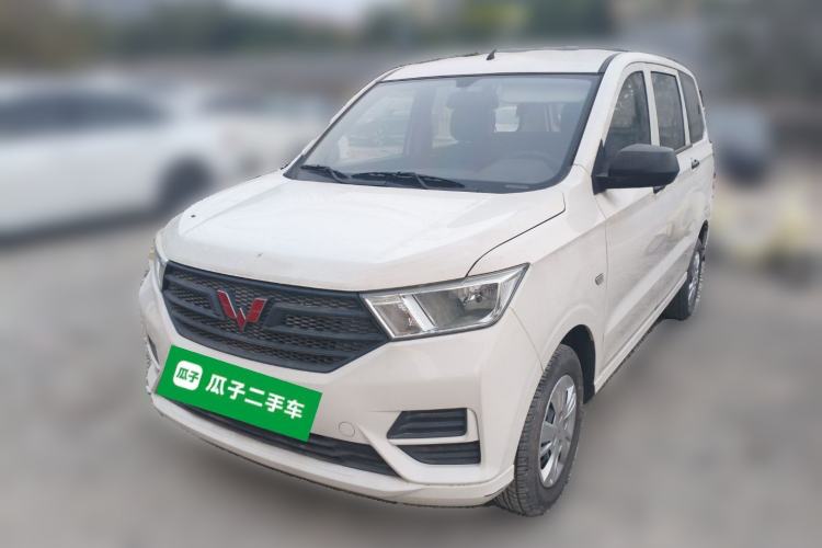 Used Wuling Hongguang 2019 1.5L S Basic Version China VI Standard LAR