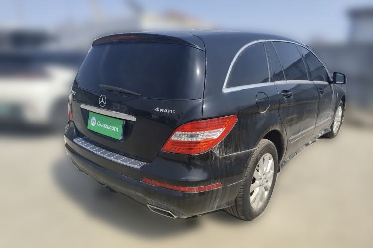 Used Mercedes-Benz R-Class 2017 R 320 4MATIC Business Edition Prestige Model Rear Right 45 Deg