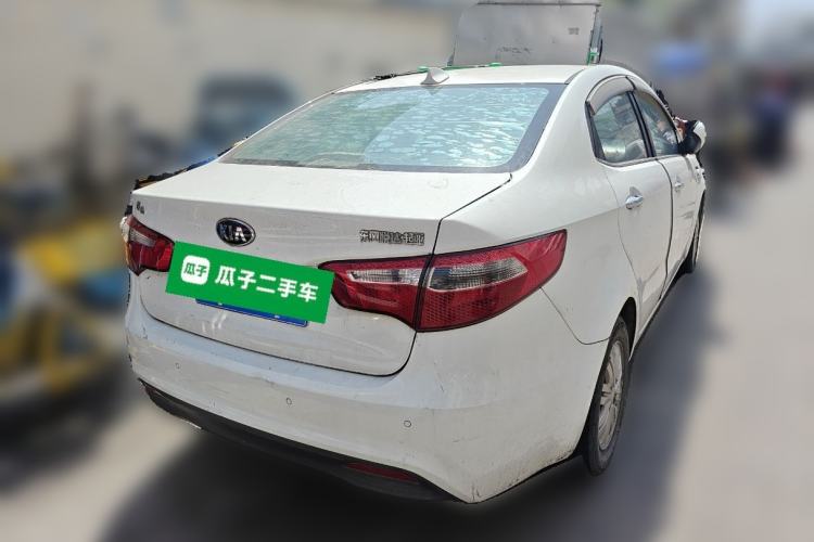 Used Kia K2 2012 Sedan 1.4L MT GLS Commemorative Edition
