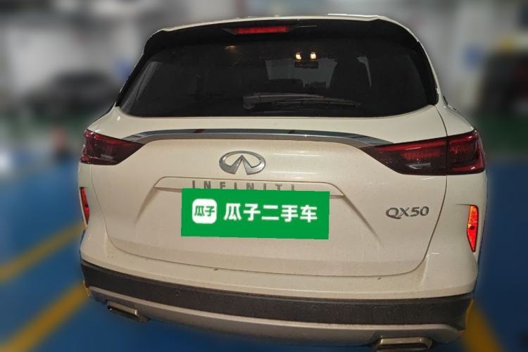 Used Infiniti QX50 2018 2.0T Two-Wheel Drive Fashion Edition Rear