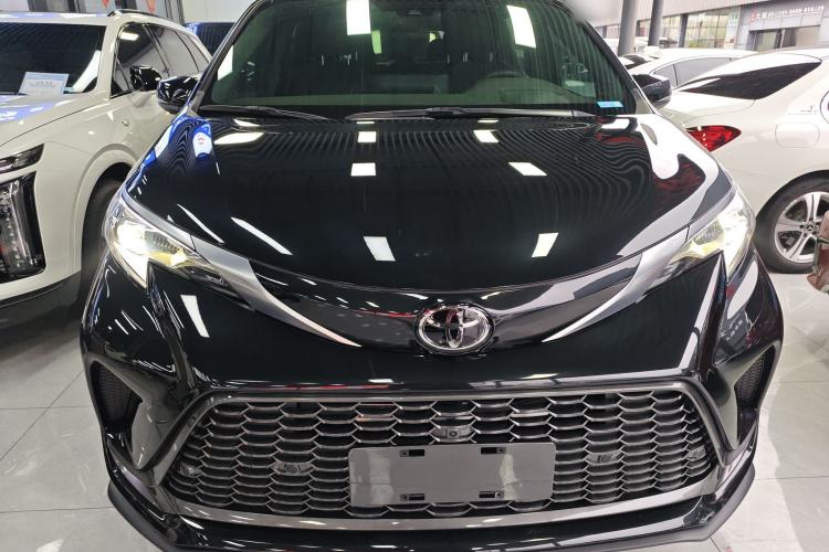 Used Toyota Granvia 2024 2.5L Hybrid Prestige PLUS Four-Wheel Drive Version Front