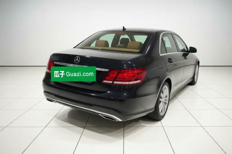 Used Mercedes-Benz E-Class 2015 E 260 L Sport & Fashion Model Rear Right 45 Deg